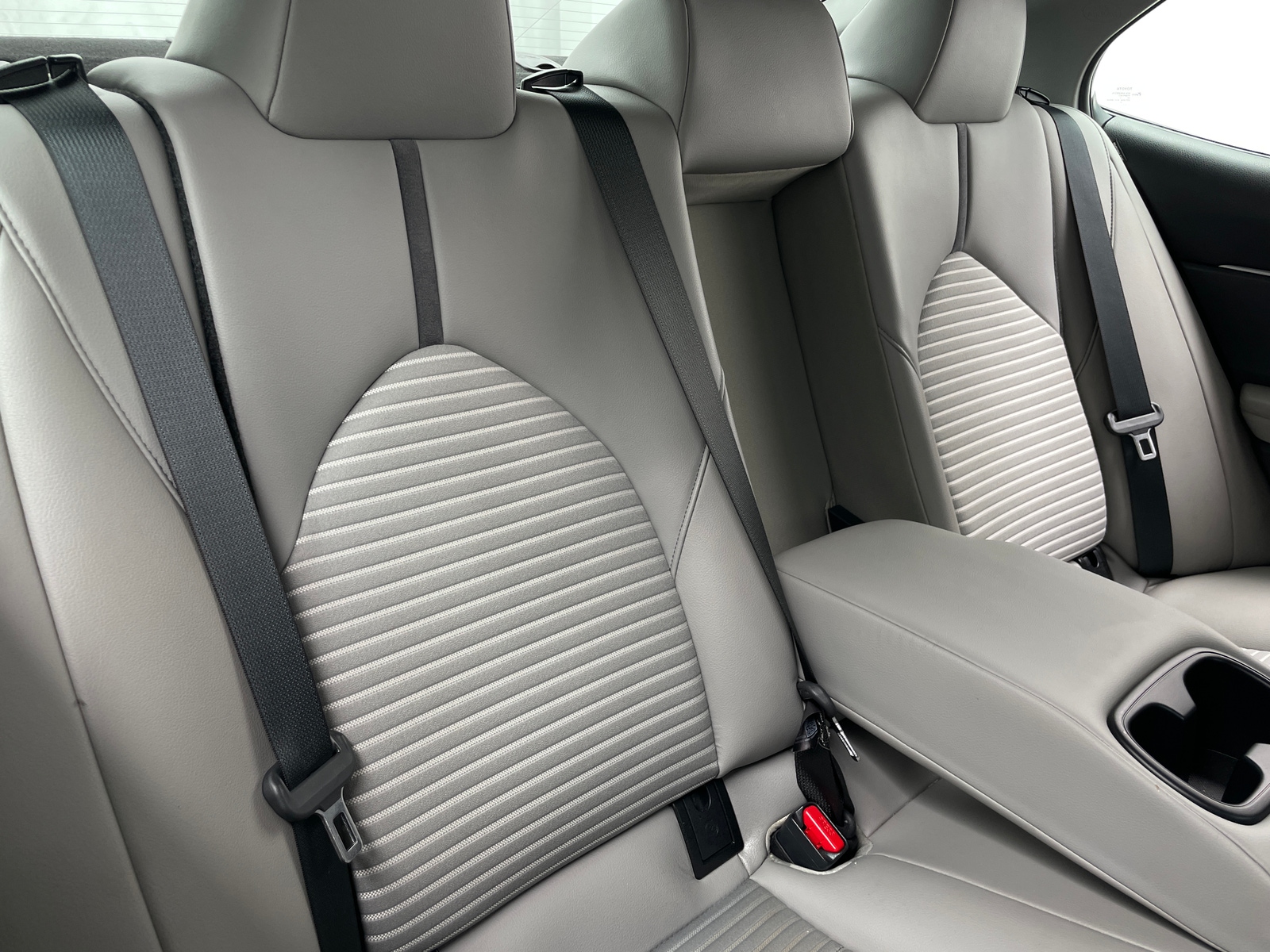 Thumbnail: 2022 Toyota Camry - 5