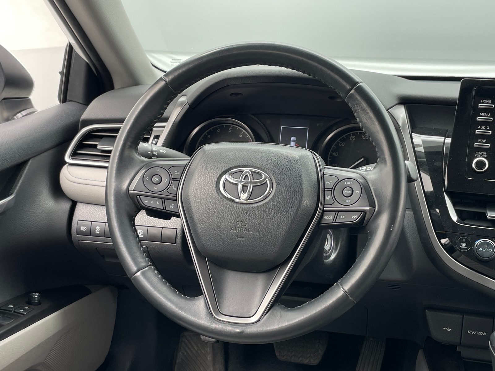 Thumbnail: 2022 Toyota Camry - 4