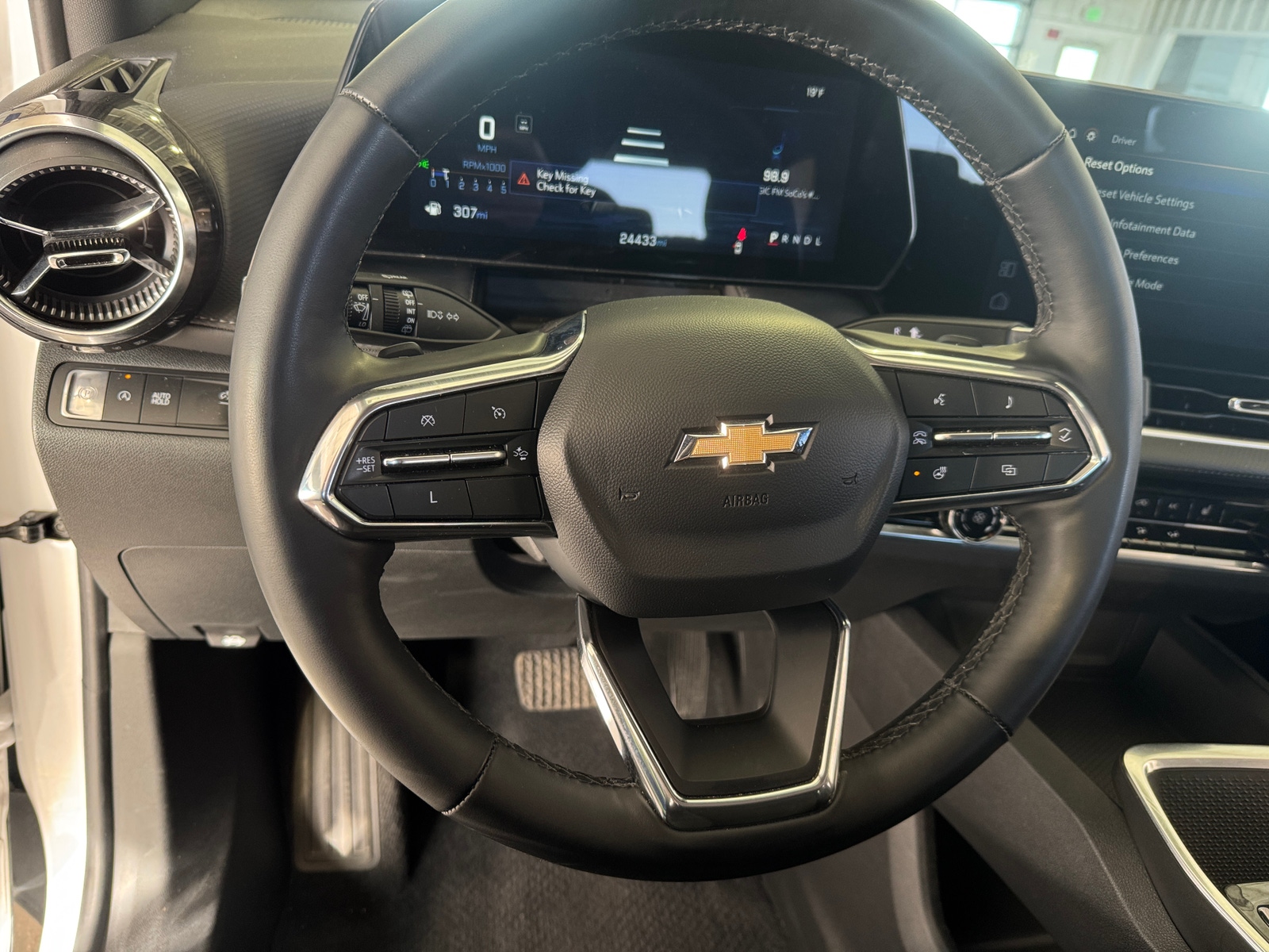 Thumbnail: 2025 Chevrolet Equinox - 5