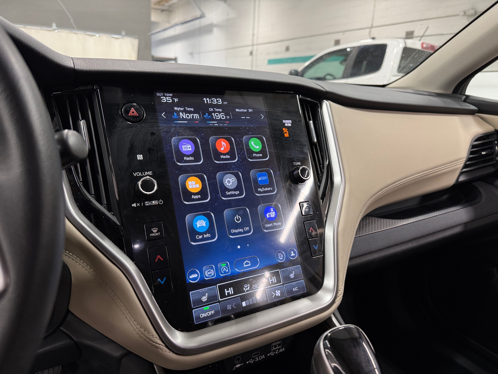 Thumbnail: 2025 Subaru Outback - 4