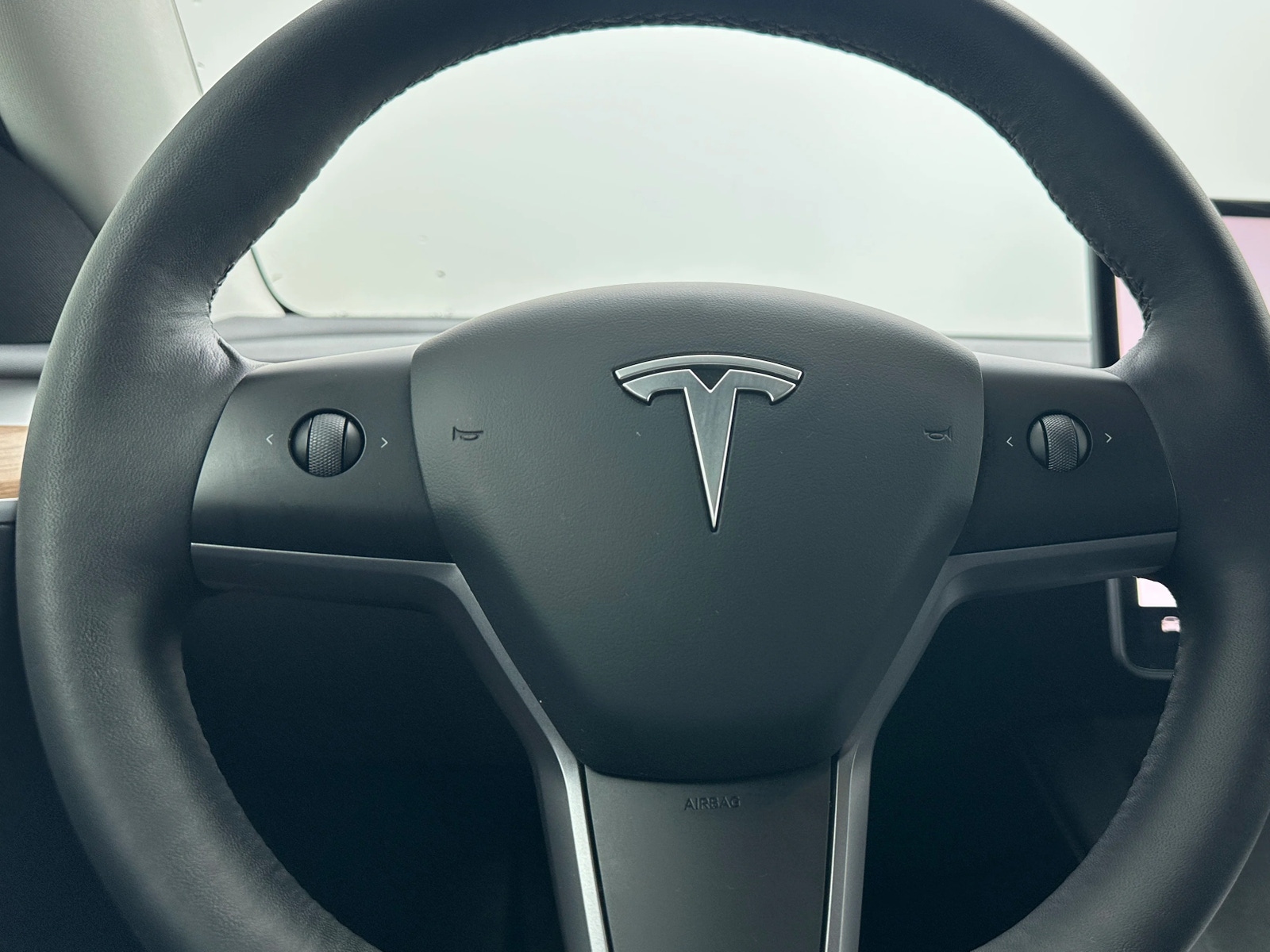 Thumbnail: 2023 Tesla Model Y - 4