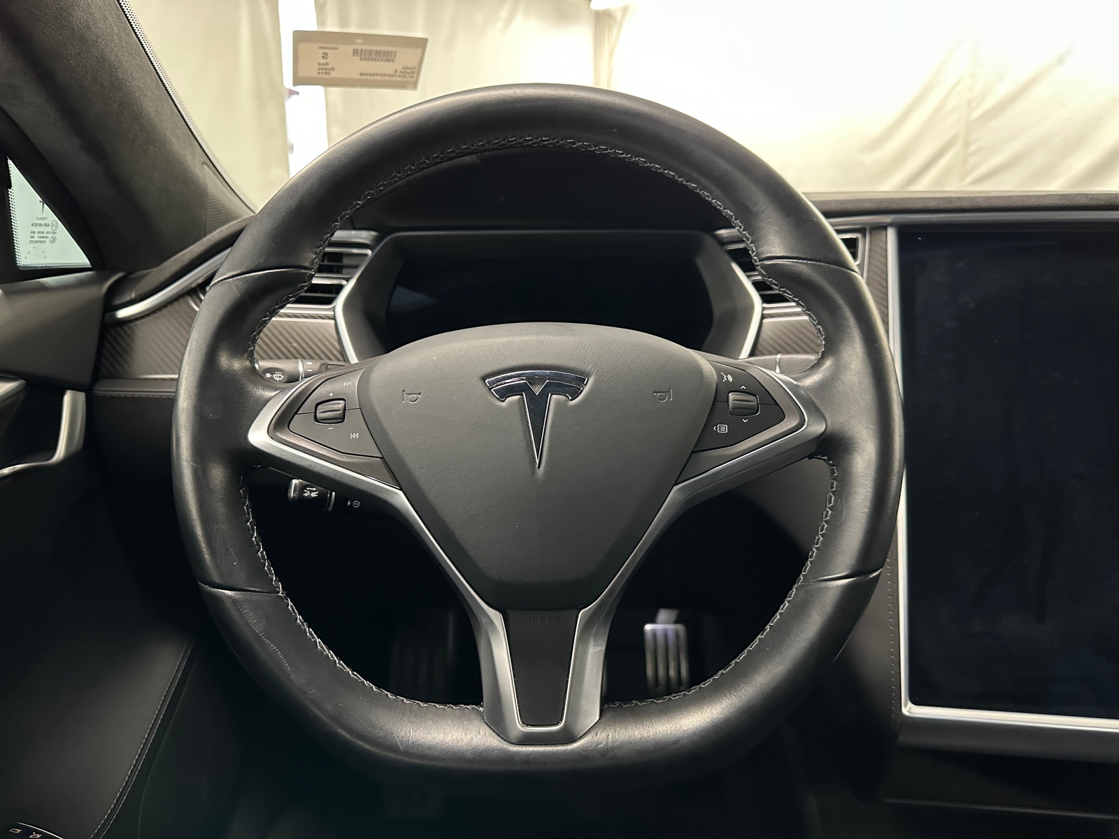 Thumbnail: 2014 Tesla Model S - 4