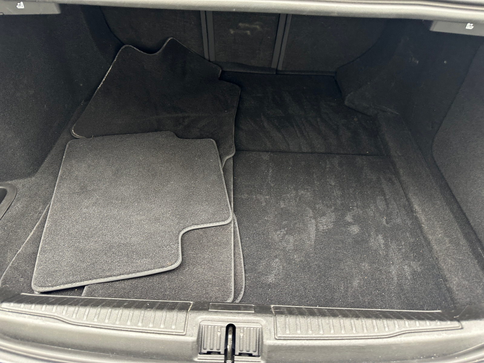 Thumbnail: 2022 Alfa Romeo Giulia - 6