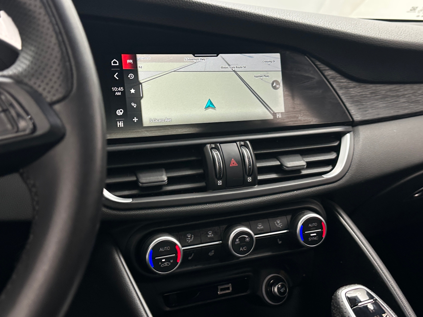 Thumbnail: 2022 Alfa Romeo Giulia - 3