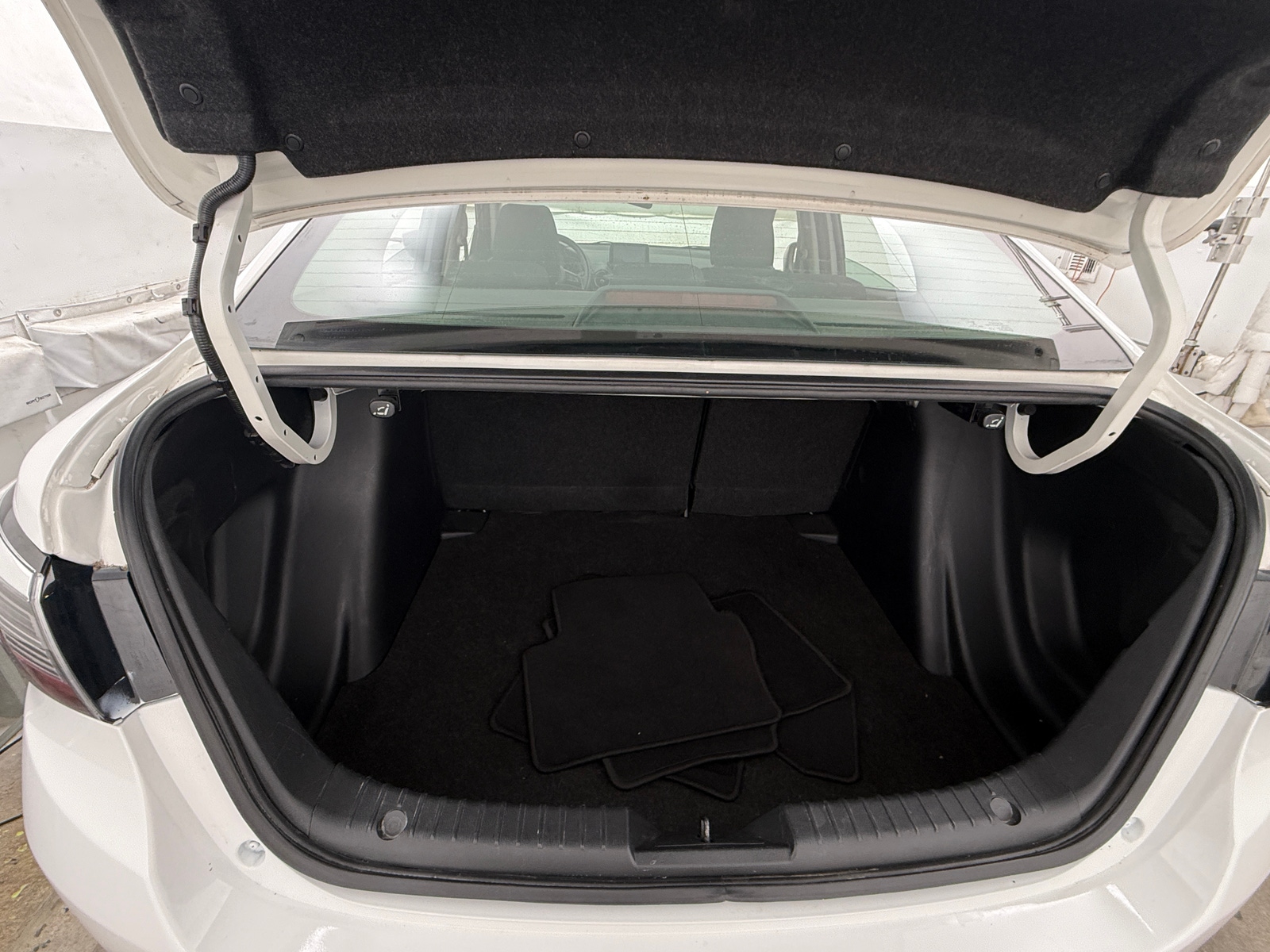 Thumbnail: 2019 Toyota Yaris - 7