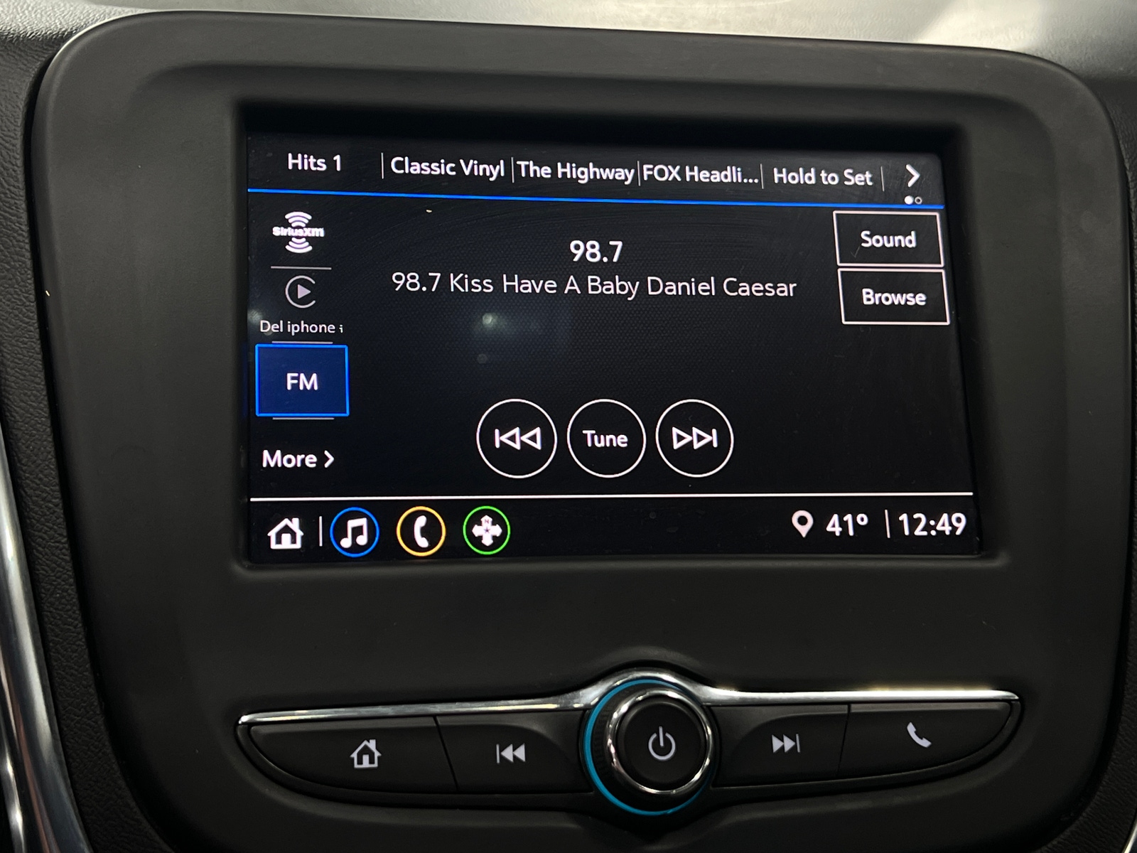 Thumbnail: 2023 Chevrolet Equinox - 4