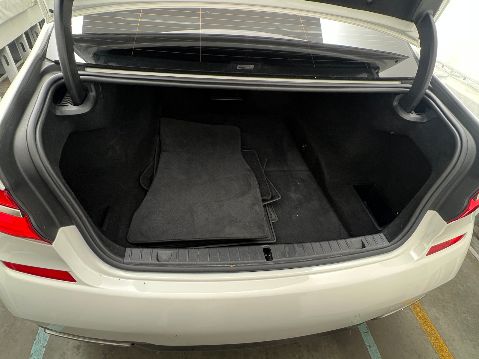 Thumbnail: 2017 BMW 7 Series - 6