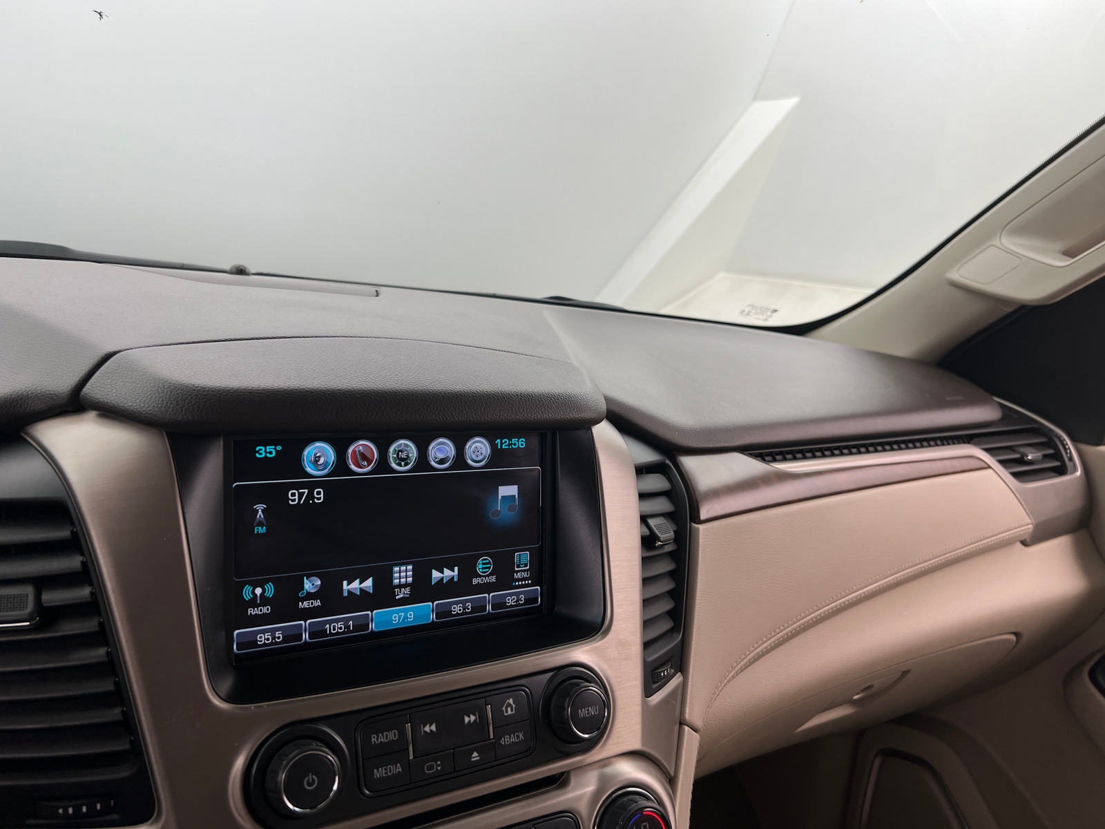 Thumbnail: 2019 GMC Yukon - 3