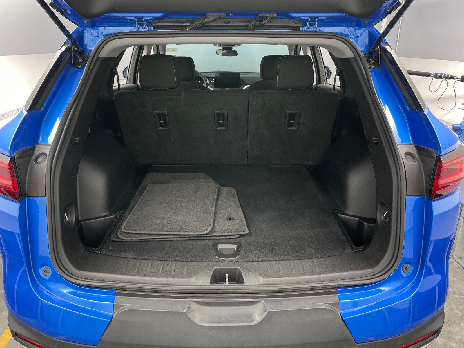 Thumbnail: 2025 Chevrolet Blazer - 7