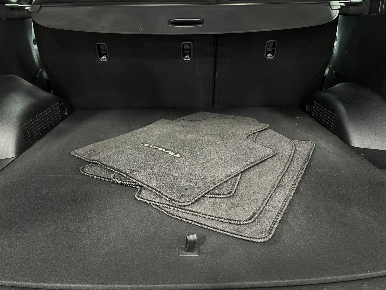 Thumbnail: 2019 Hyundai Santa Fe - 7