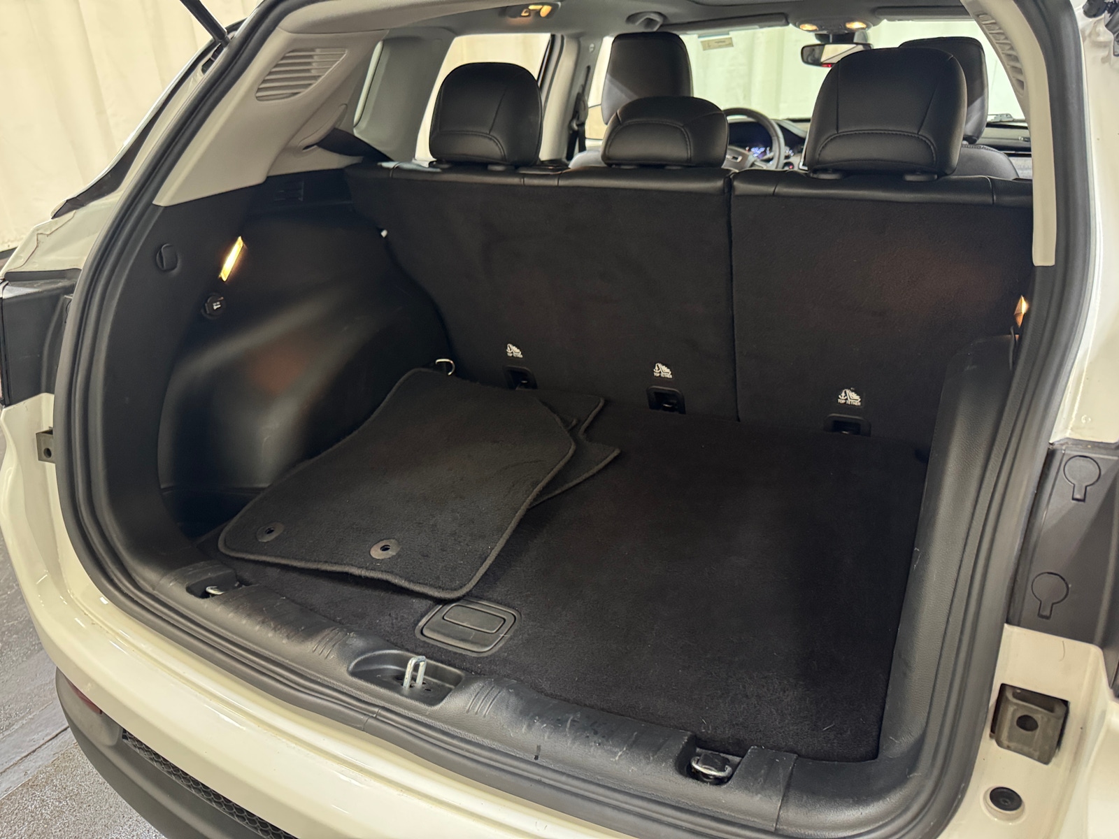 Thumbnail: 2022 Jeep Compass - 6