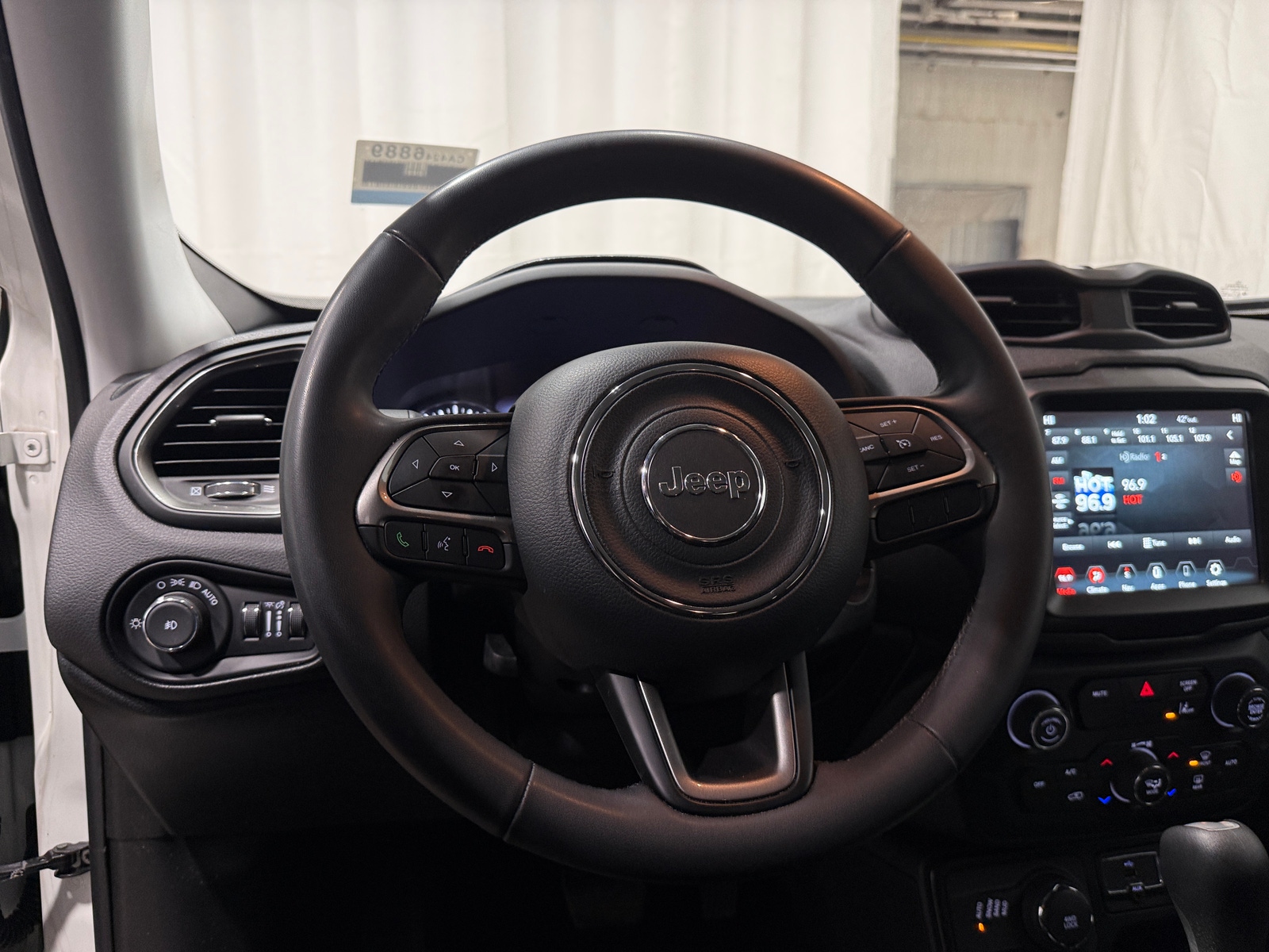 Thumbnail: 2022 Jeep Renegade - 5