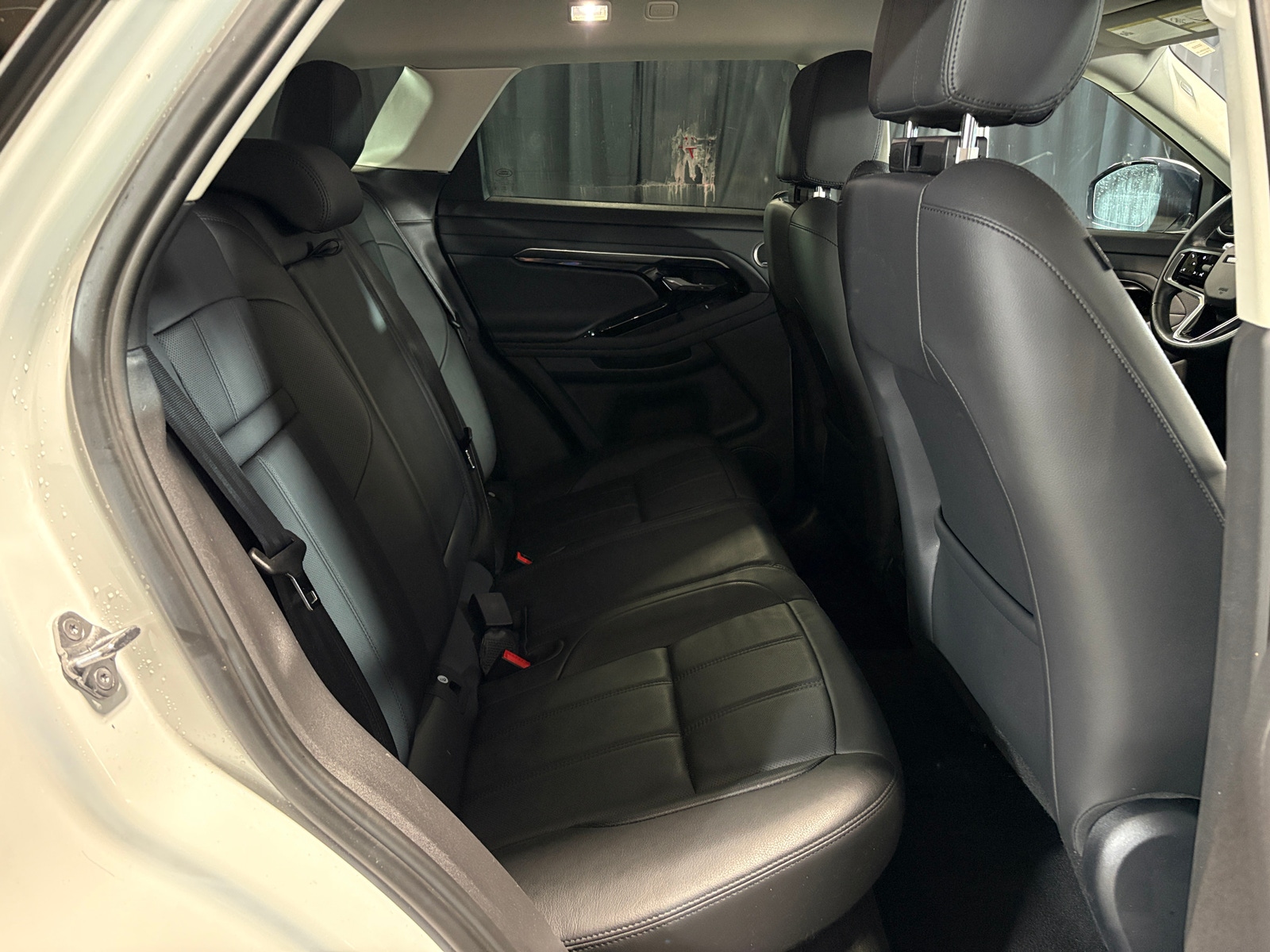 Thumbnail: 2021 Land Rover Range Rover Evoque - 5