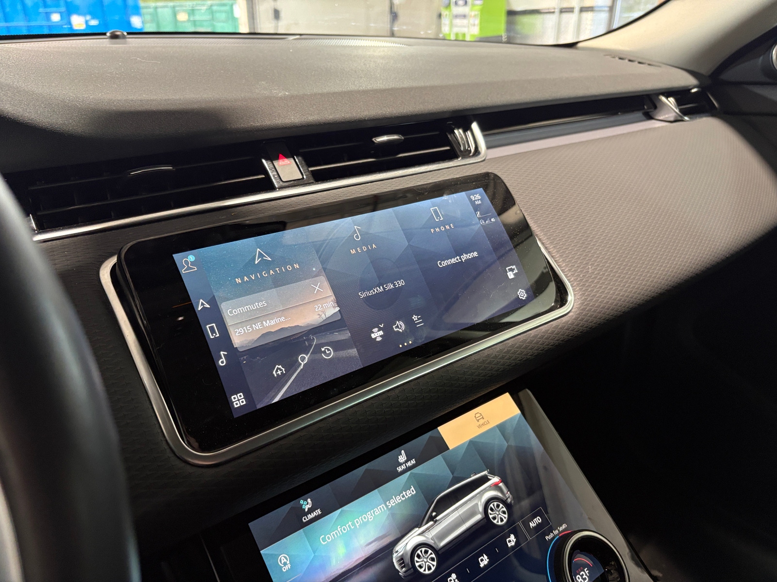 Thumbnail: 2021 Land Rover Range Rover Evoque - 3