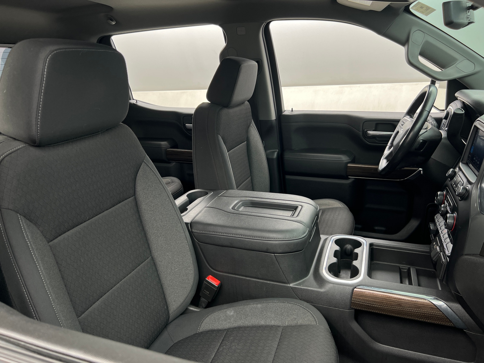 Thumbnail: 2021 Chevrolet Silverado 1500 - 2