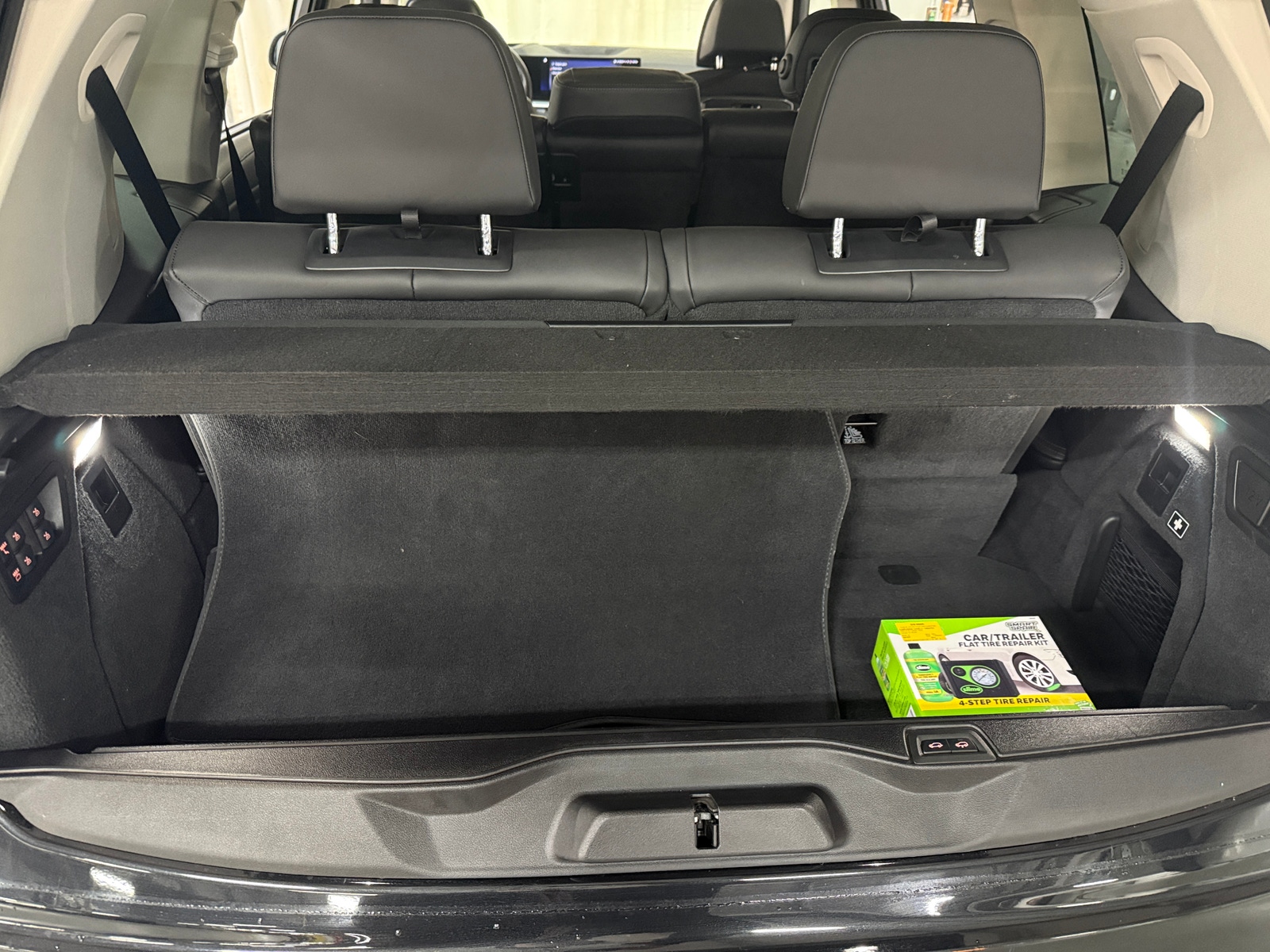 Thumbnail: 2023 BMW X7 - 6