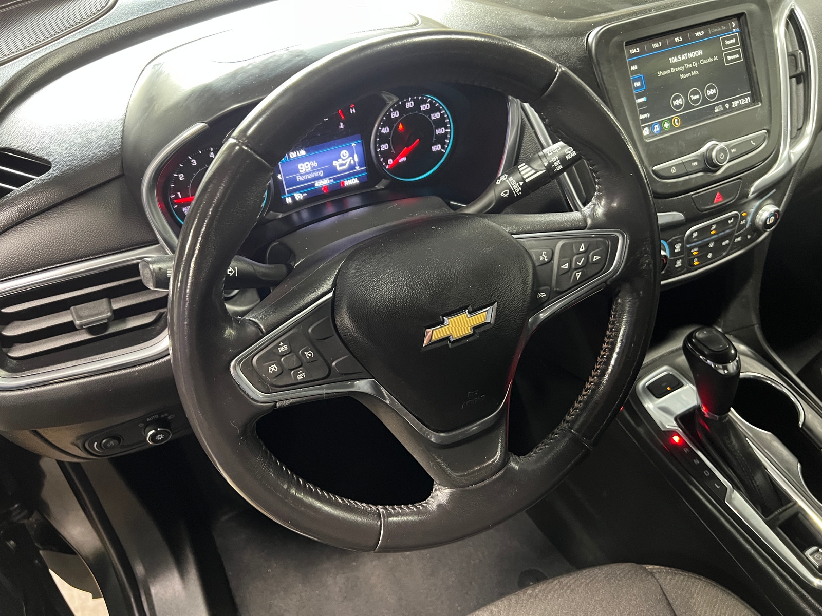 Thumbnail: 2019 Chevrolet Equinox - 5