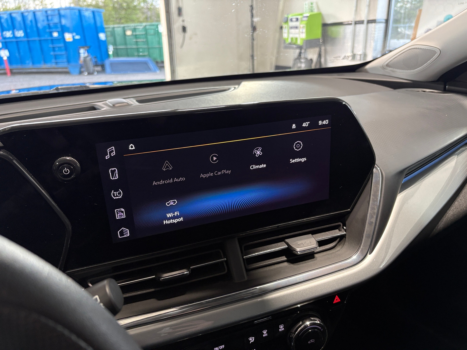 Thumbnail: 2025 Chevrolet Trax - 4