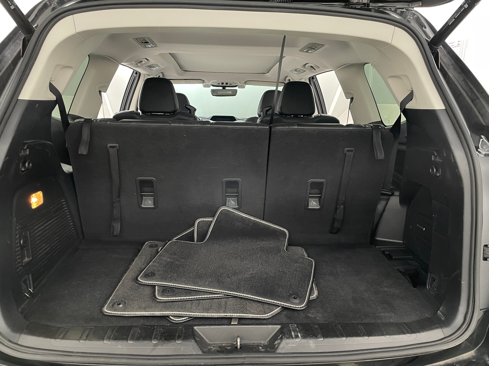 Thumbnail: 2022 Subaru Ascent - 6