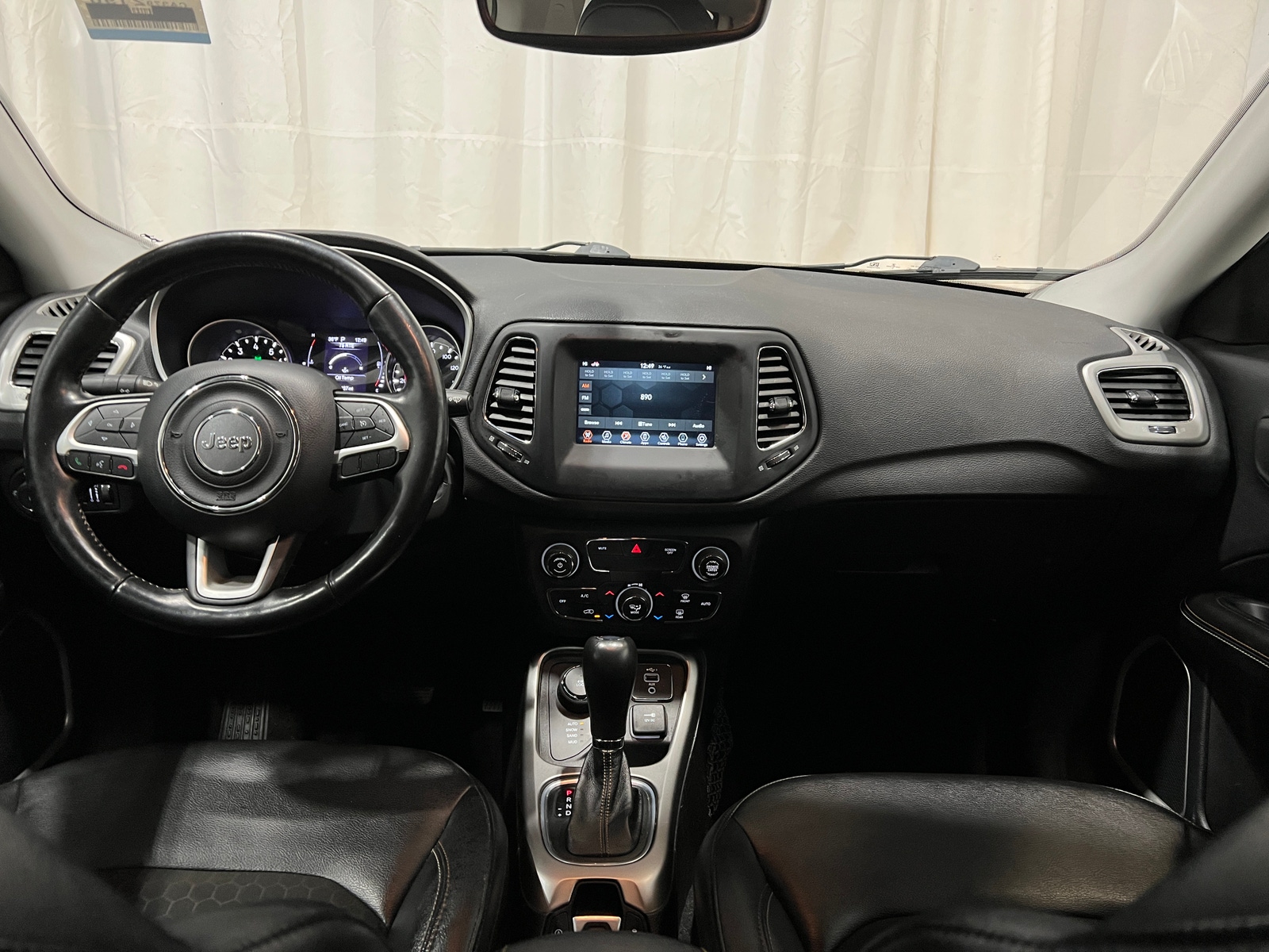 Thumbnail: 2020 Jeep Compass - 3