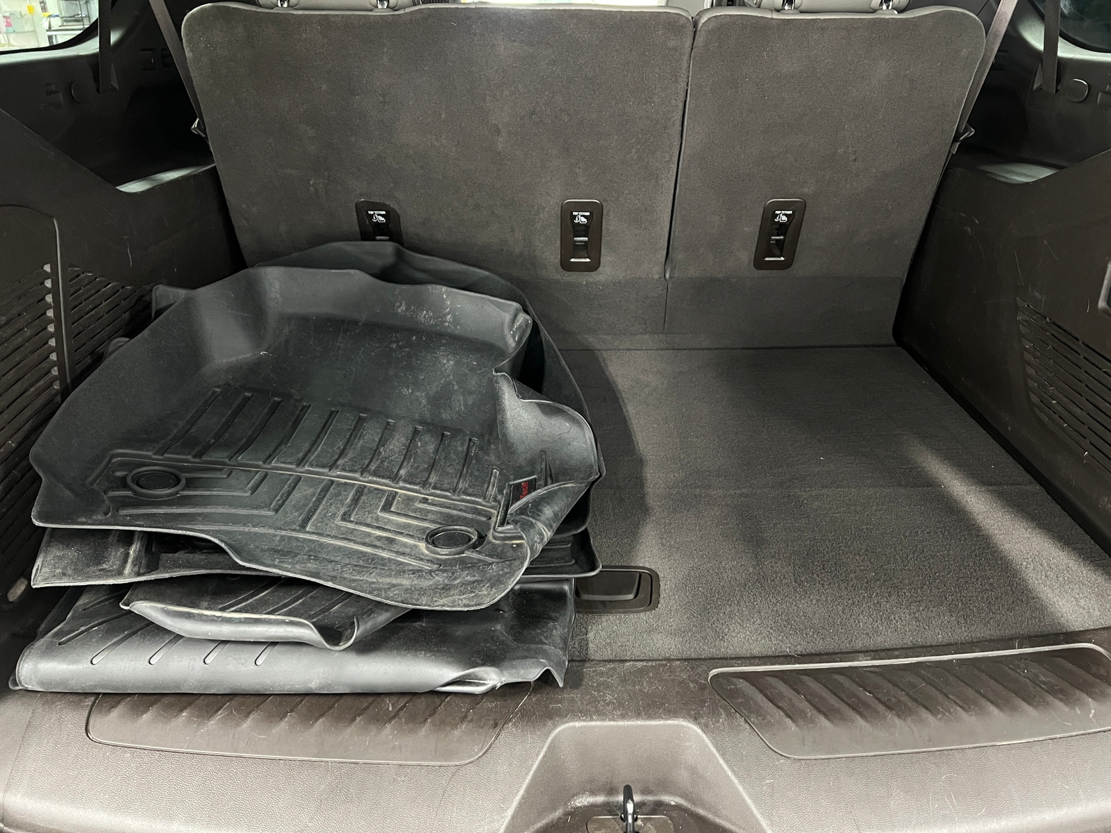 Thumbnail: 2022 GMC Yukon XL - 6