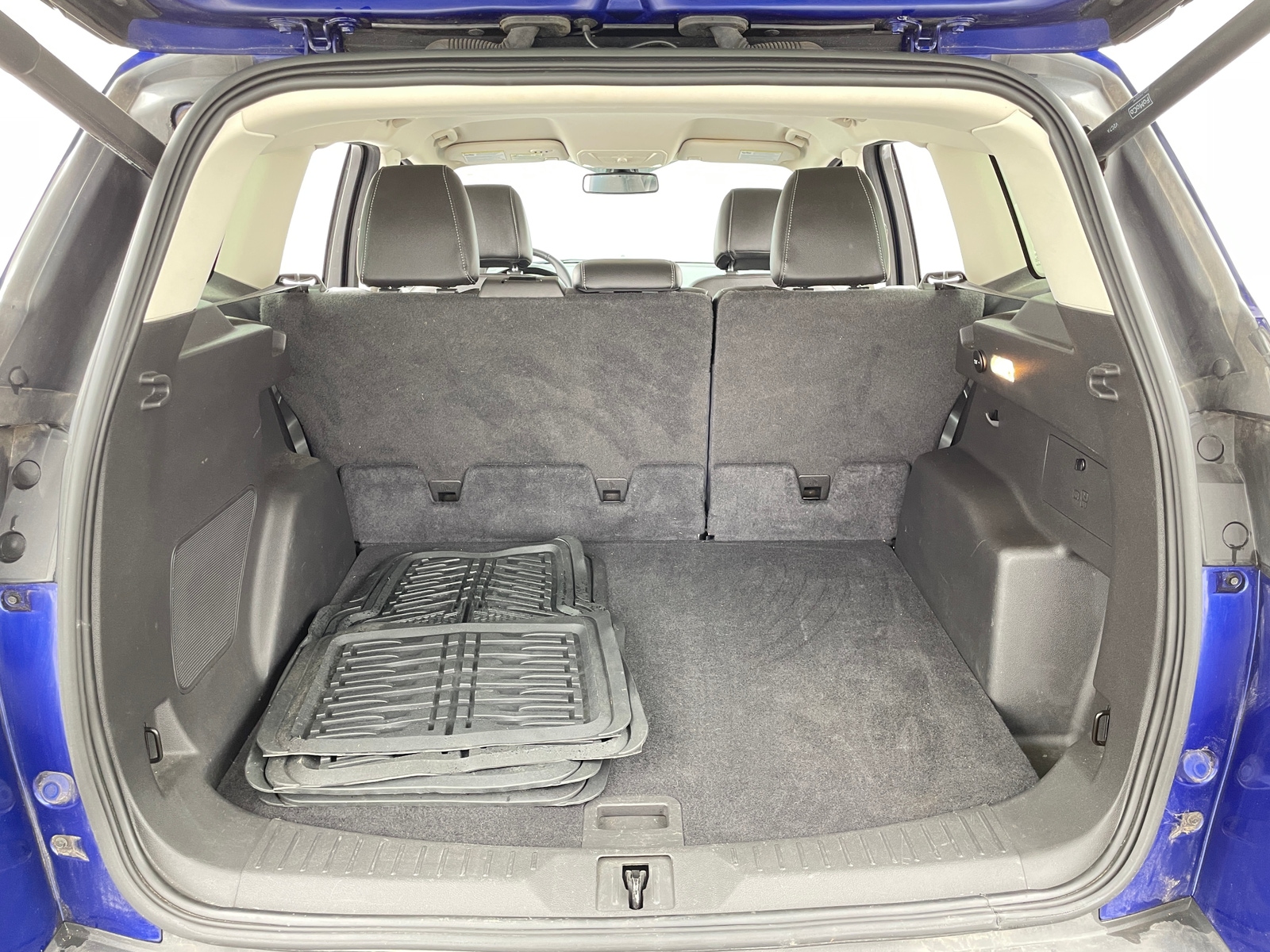 Thumbnail: 2015 Ford Escape - 6