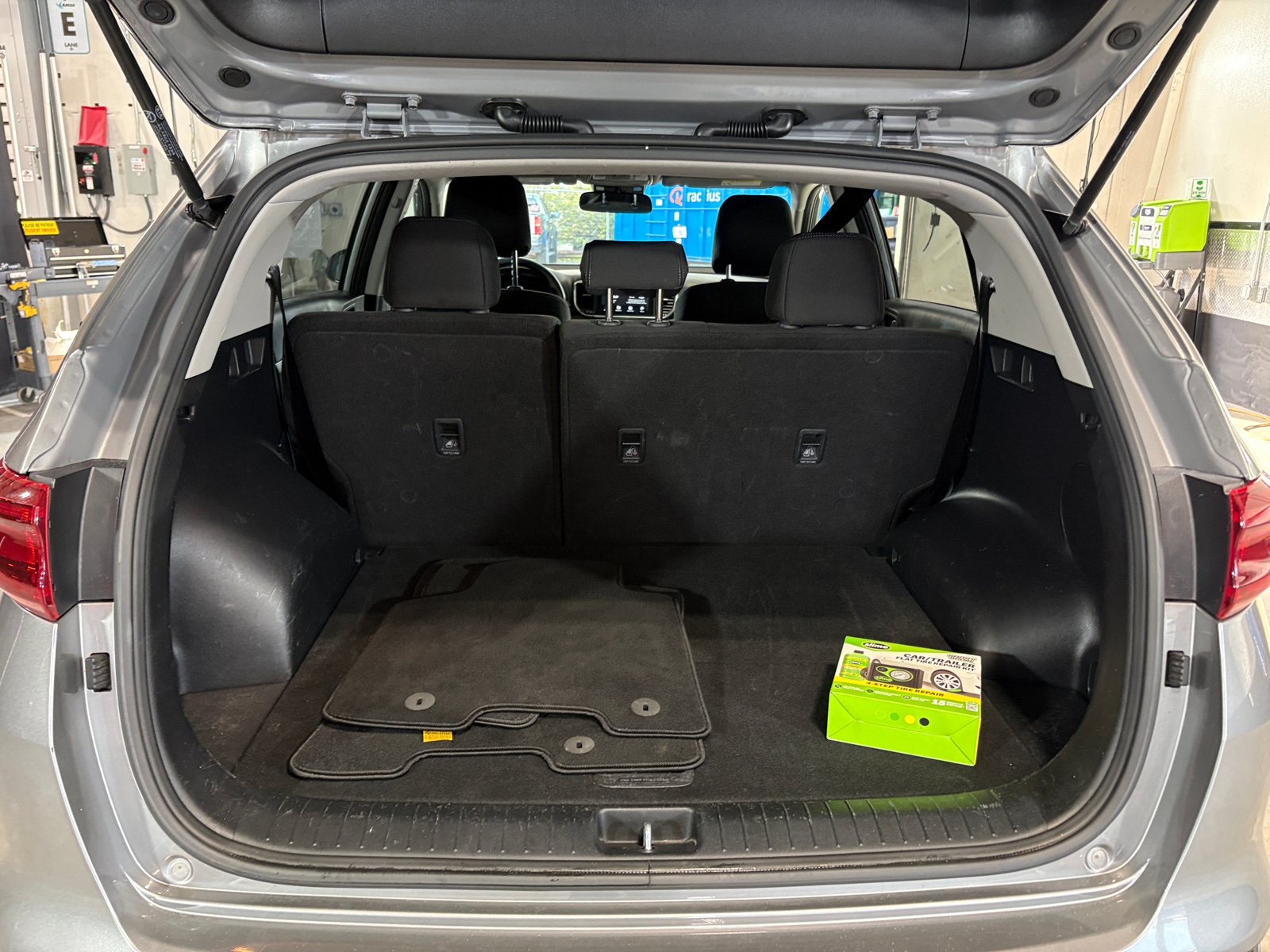 Thumbnail: 2020 Kia Sportage - 7