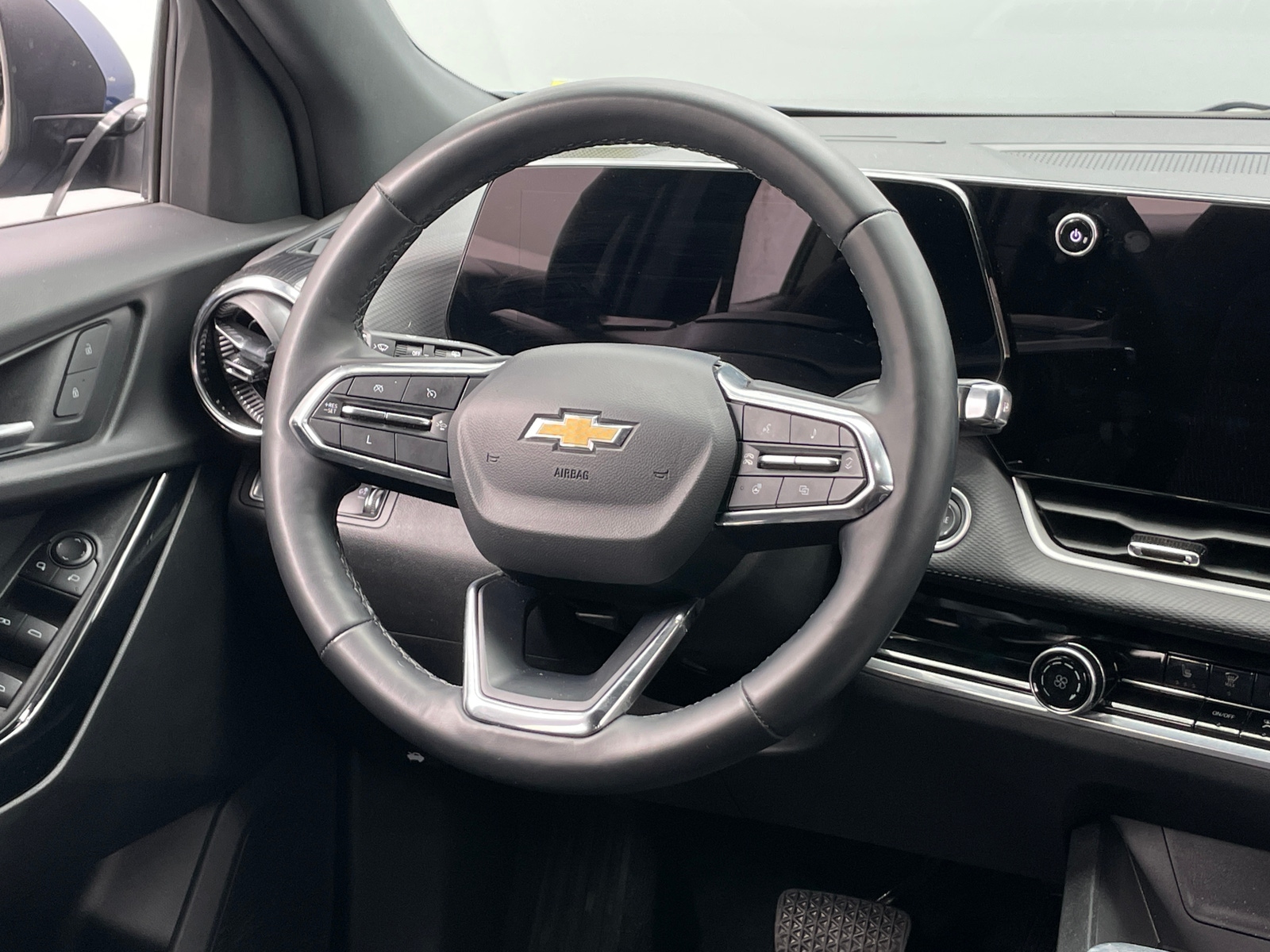 Thumbnail: 2025 Chevrolet Equinox - 5