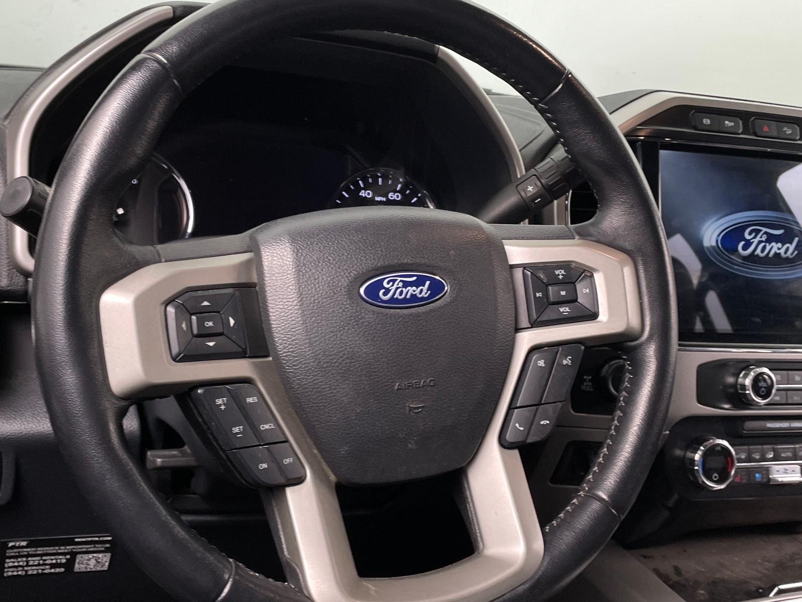 Thumbnail: 2022 Ford Econoline - 3