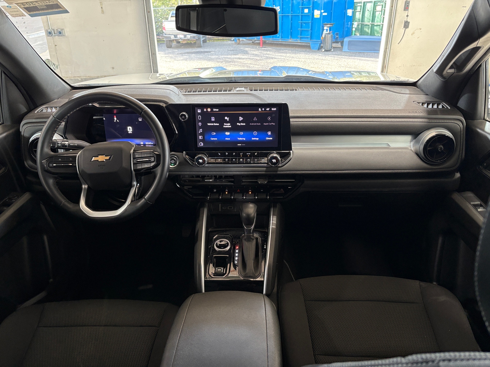 Thumbnail: 2023 Chevrolet Colorado - 3