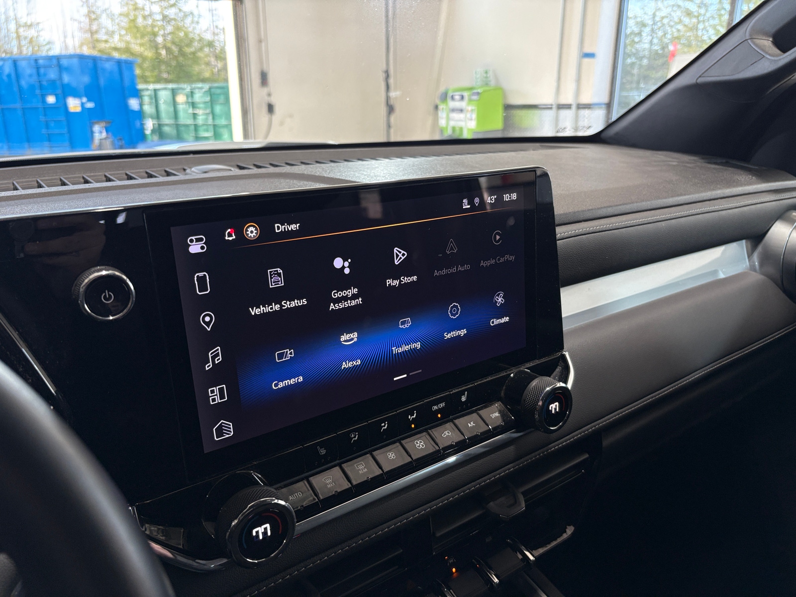 Thumbnail: 2023 Chevrolet Colorado - 4