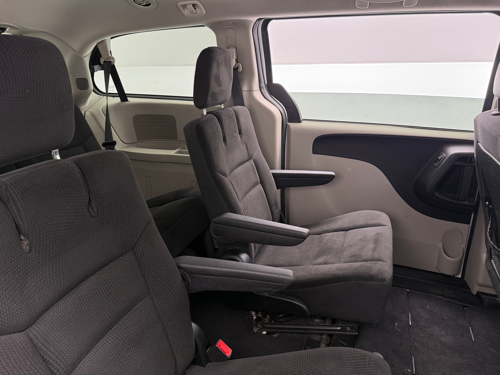 Thumbnail: 2018 Dodge Grand Caravan - 6