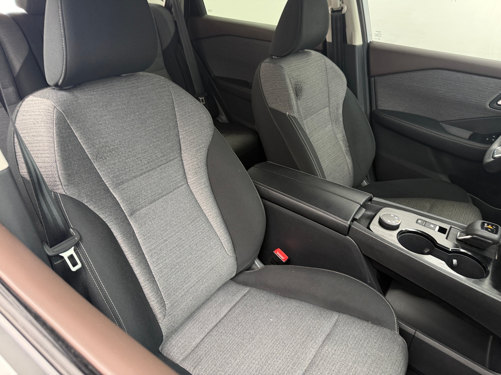 Thumbnail: 2023 Nissan Rogue - 2