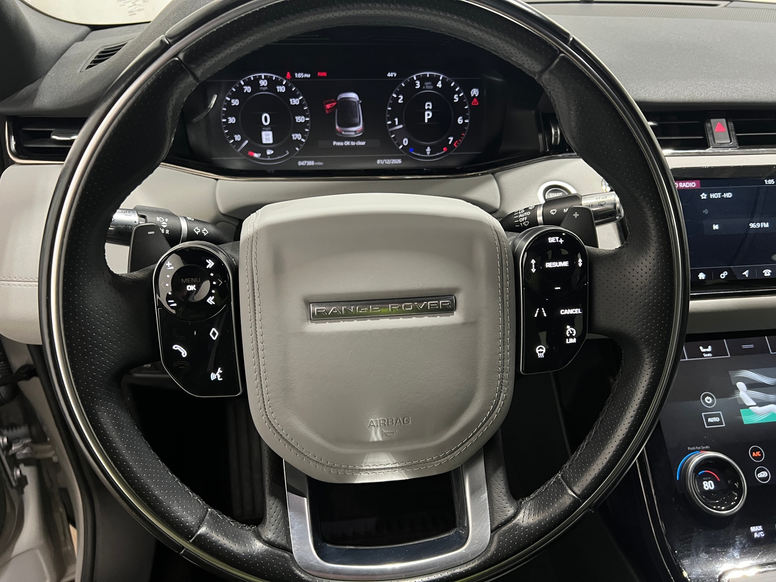Thumbnail: 2020 Land Rover Range Rover Evoque - 4