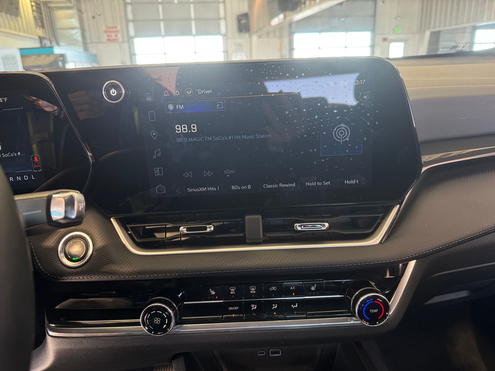 Thumbnail: 2025 Chevrolet Equinox - 4