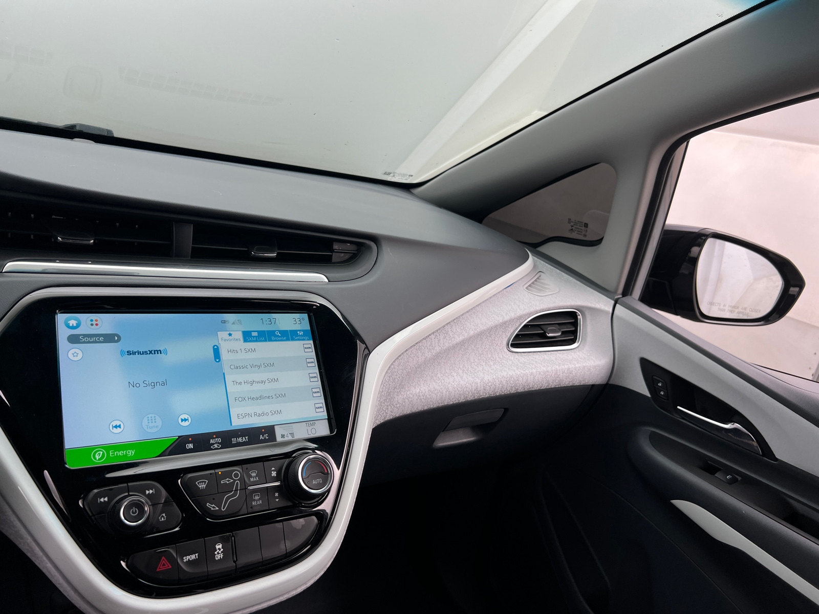 Thumbnail: 2021 Chevrolet Bolt EV - 4