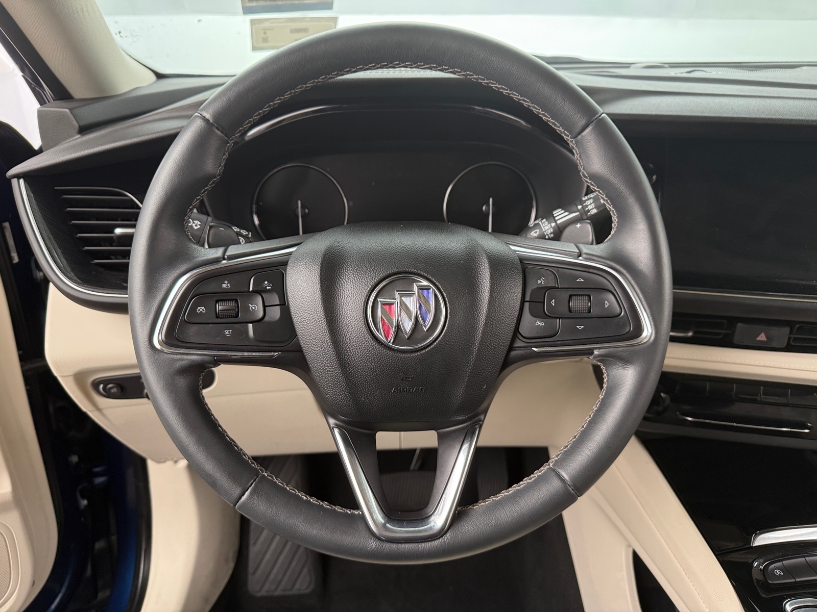 Thumbnail: 2023 Buick Envision - 4