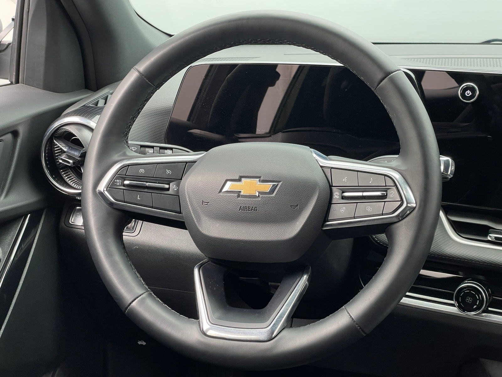 Thumbnail: 2025 Chevrolet Equinox - 5