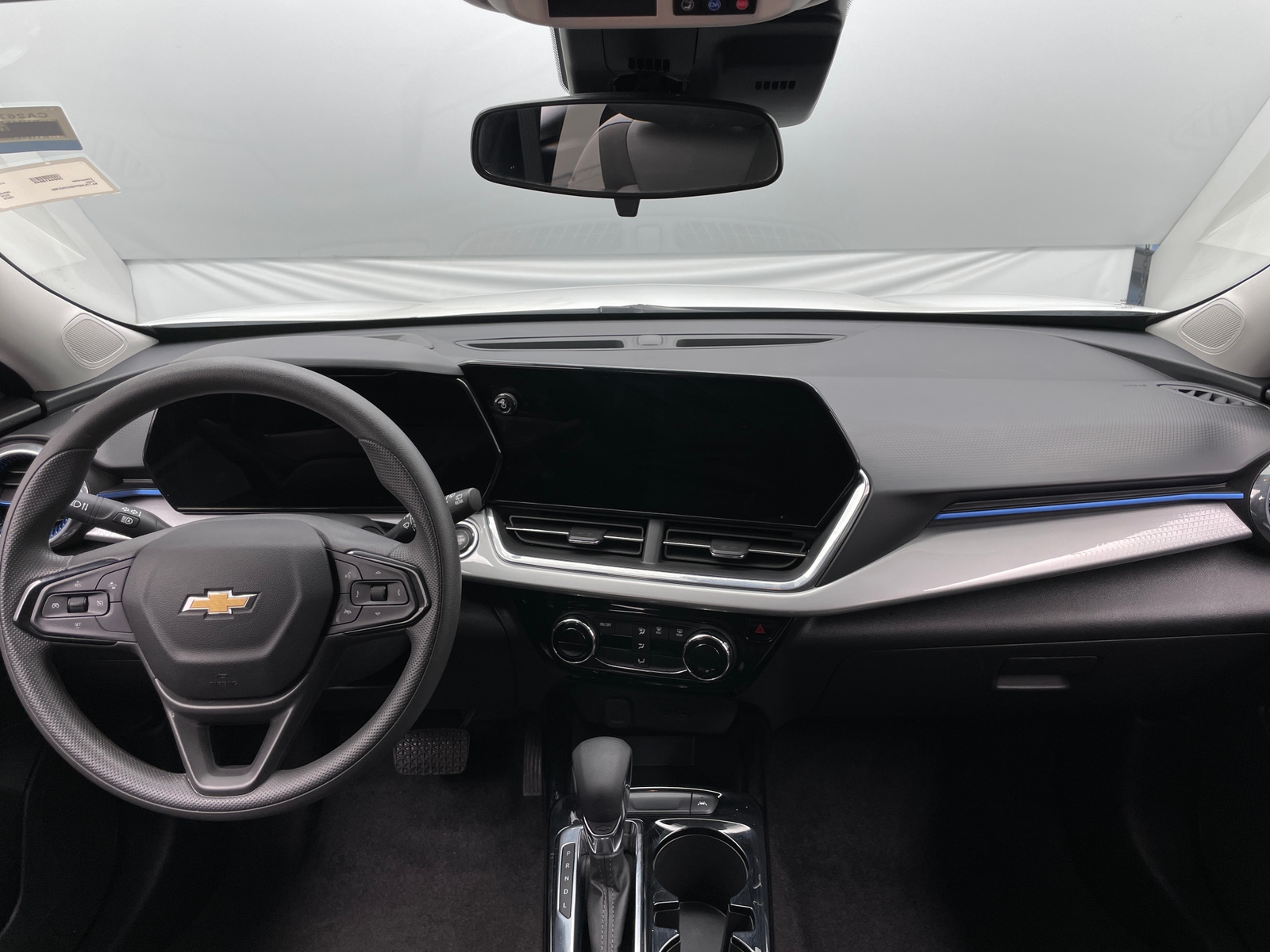 Thumbnail: 2025 Chevrolet Trax - 3