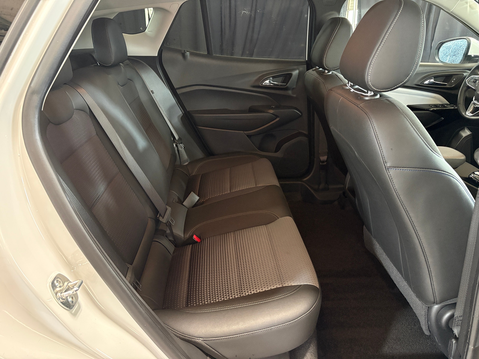 Thumbnail: 2025 Chevrolet Trax - 6