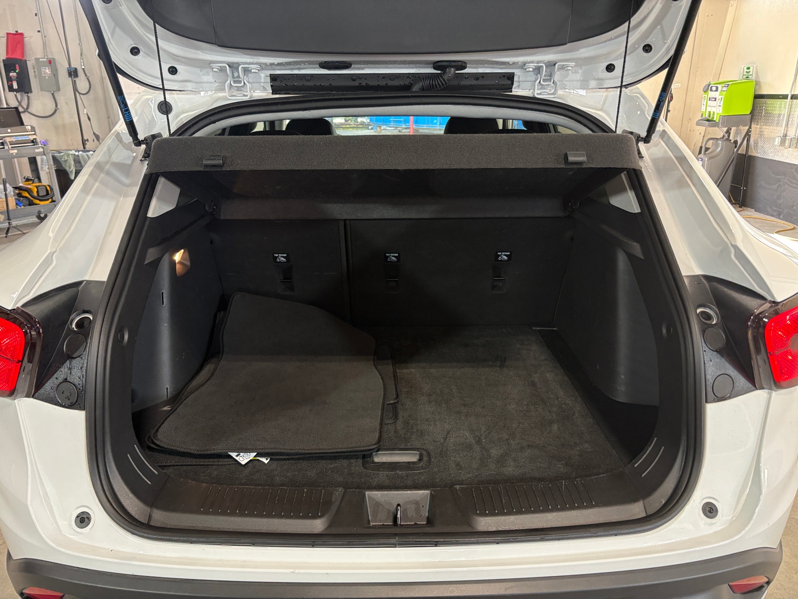 Thumbnail: 2025 Chevrolet Trax - 7