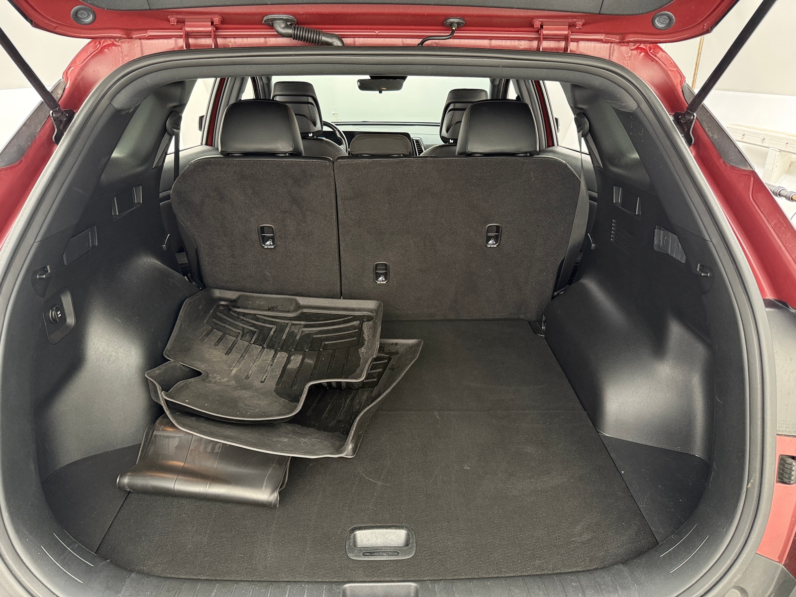 Thumbnail: 2023 Kia Sportage - 6