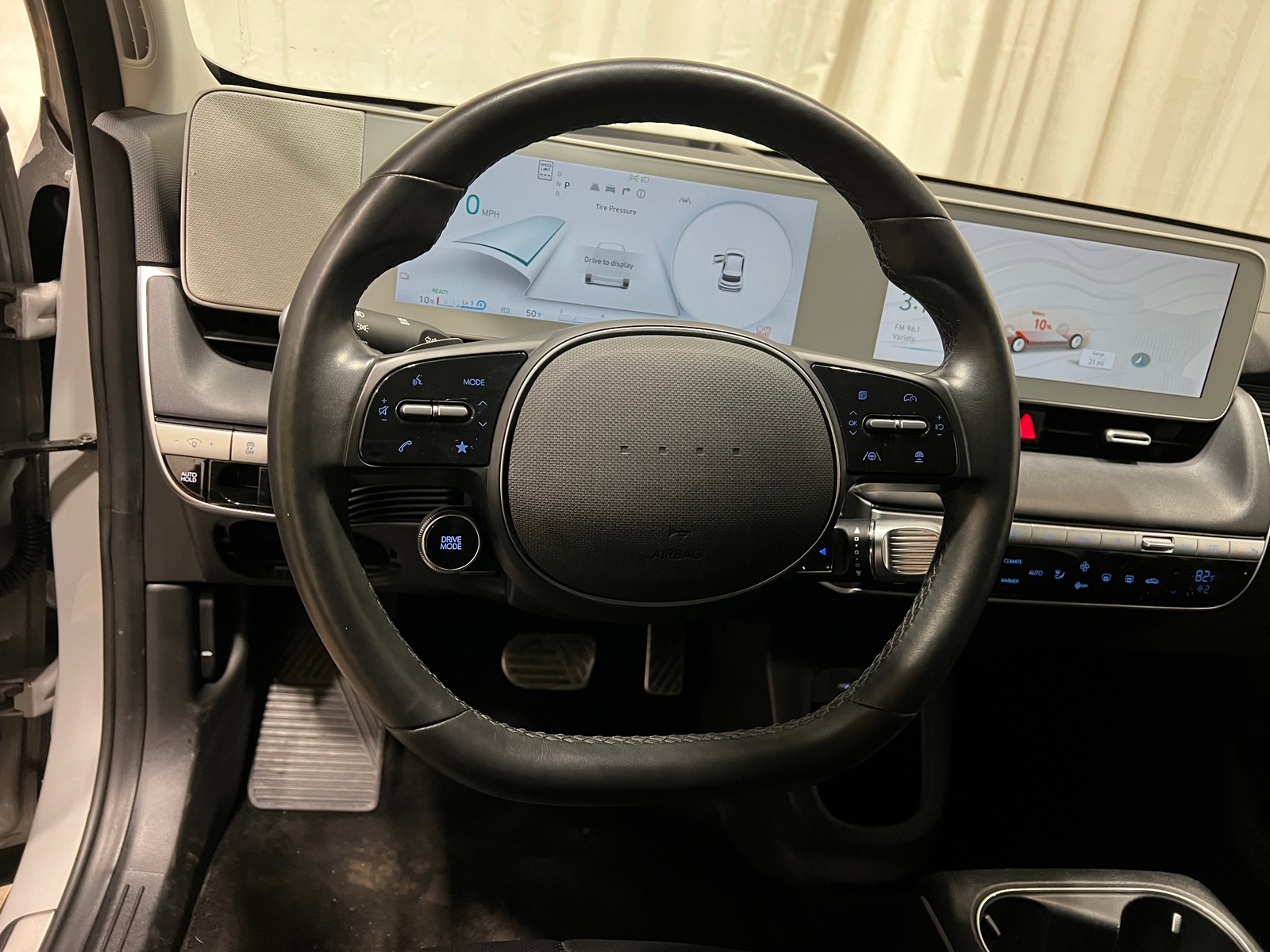 Thumbnail: 2022 Hyundai Ioniq 5 - 4