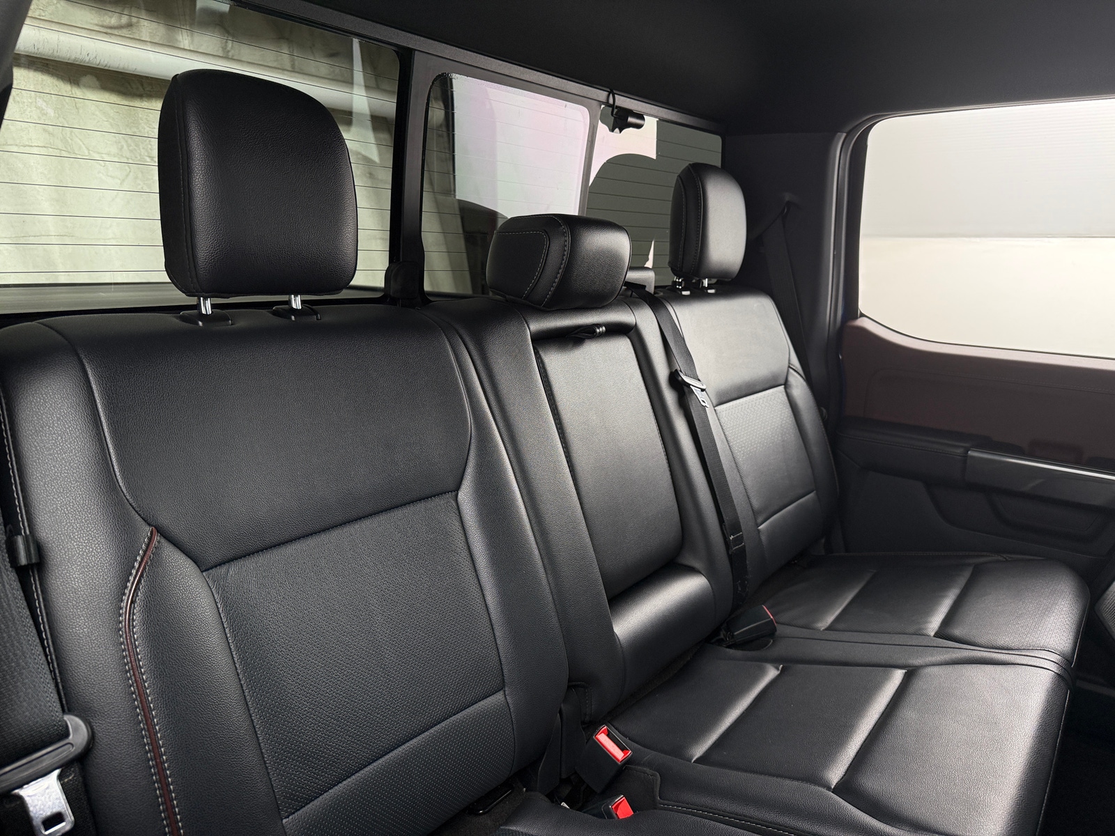 Thumbnail: 2022 Ford Econoline - 6