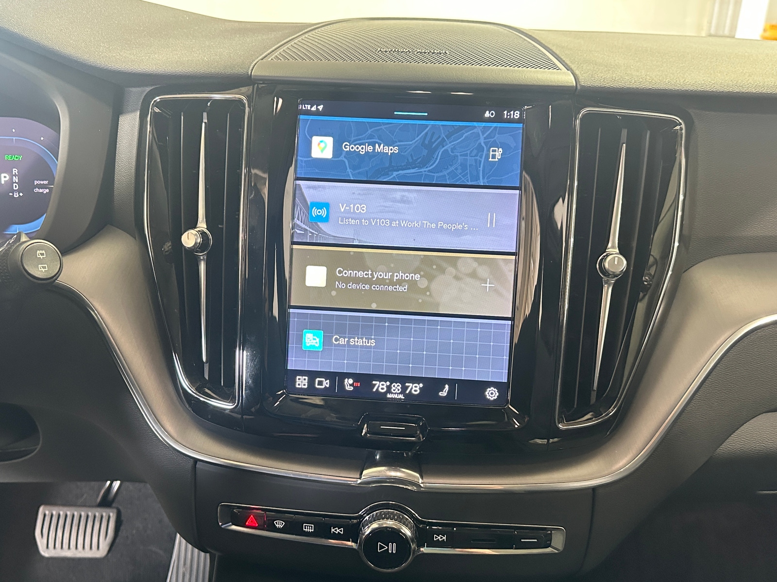 Thumbnail: 2022 Volvo XC60 - 4