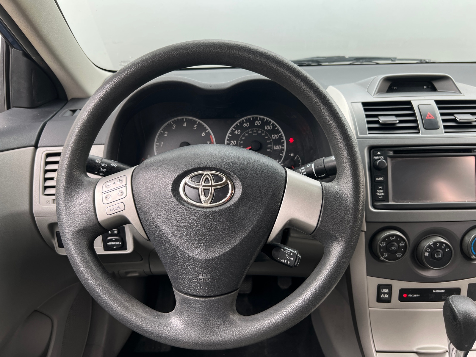 Thumbnail: 2013 Toyota Corolla - 5