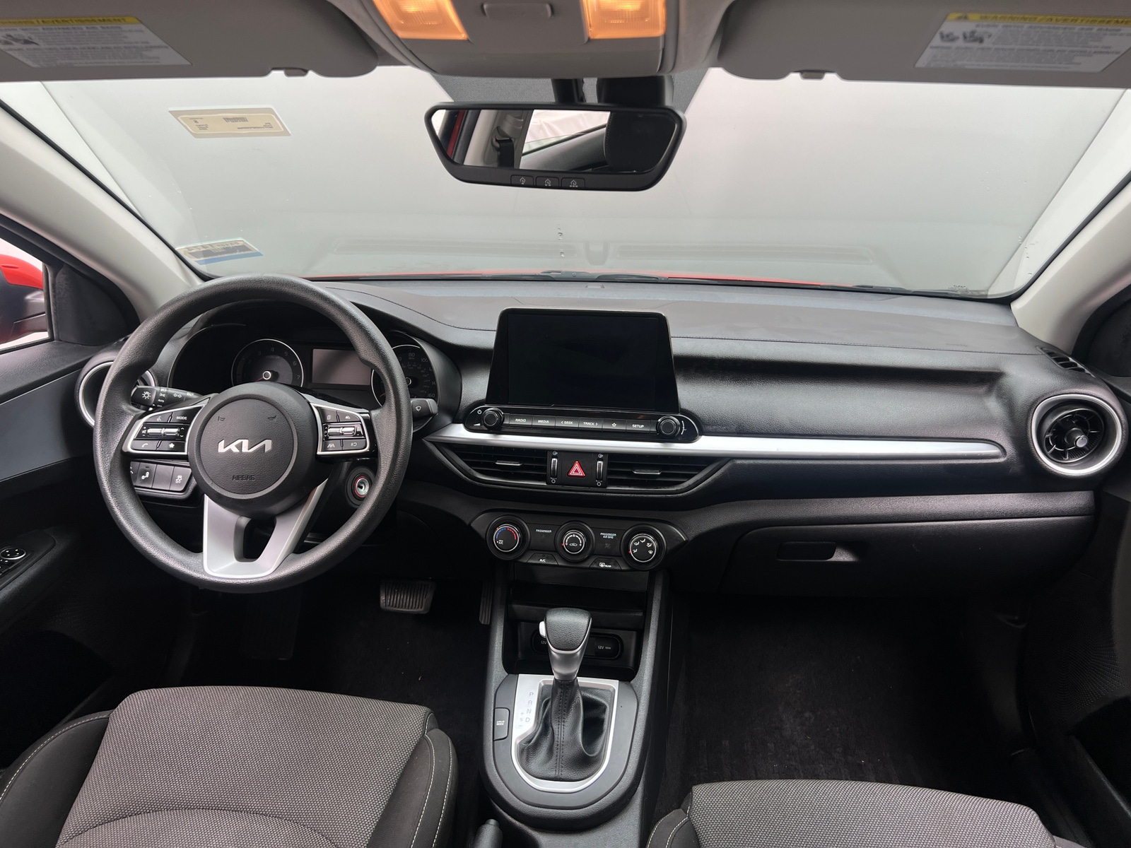 Thumbnail: 2023 Kia Forte - 3