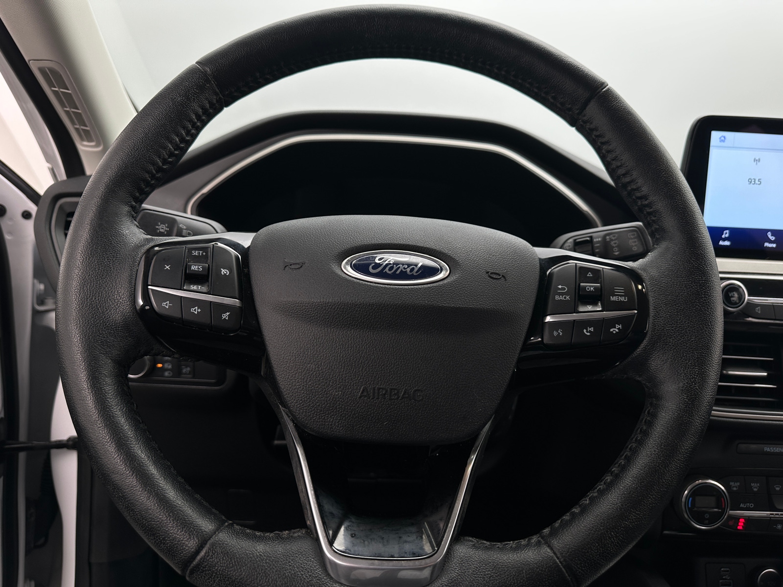 Thumbnail: 2021 Ford Escape - 5