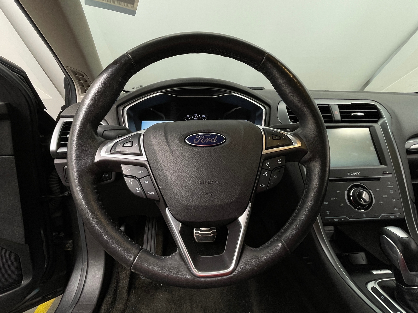 Thumbnail: 2015 Ford Fusion - 4