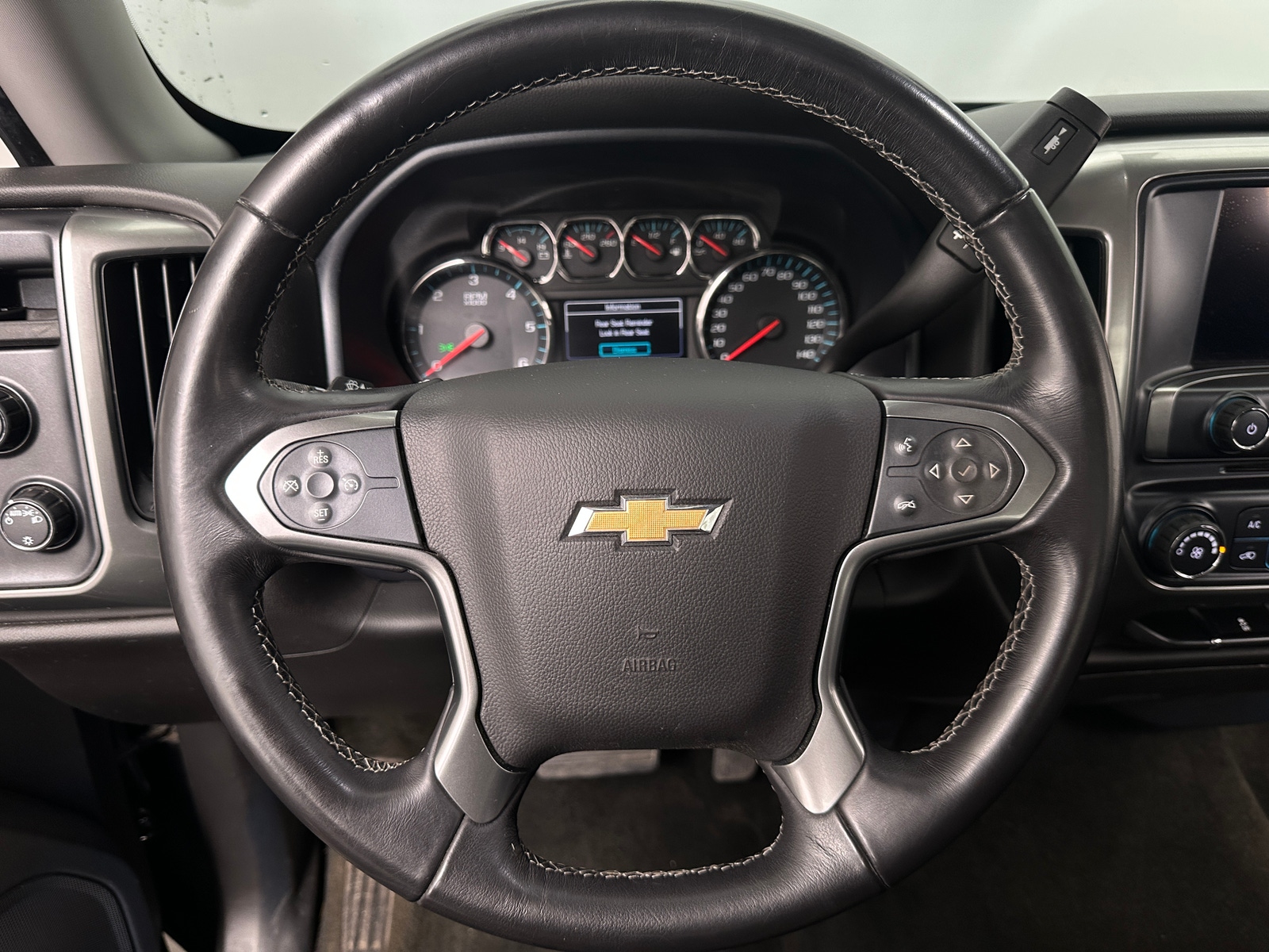 Thumbnail: 2018 Chevrolet Silverado 1500 - 5